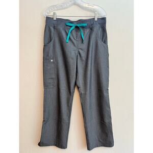 Figs Women's Kade Cargo Scrub Pants in Gray Size: Medium Petite (M/P)